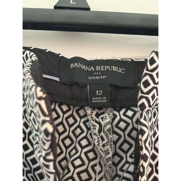 Banana Republic Sloan Fit Ankle Pants Women’s 12 Black White Geometric Print - Picture 8 of 8